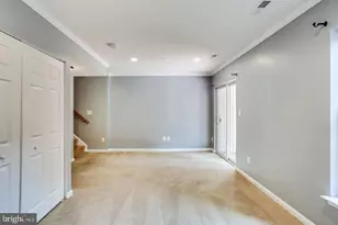 25242 Dunvegan Square, Chantilly, VA 20152 - Photo 28