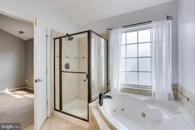 25242 Dunvegan Square, Chantilly, VA 20152 - Photo 20