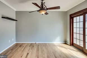 25242 Dunvegan Square, Chantilly, VA 20152 - Photo 12