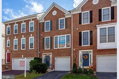 25242 Dunvegan Square, Chantilly, VA 20152 - Photo 2