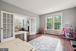 22778 Trailing Rose Ct, Brambleton, VA 20148 - Photo 8