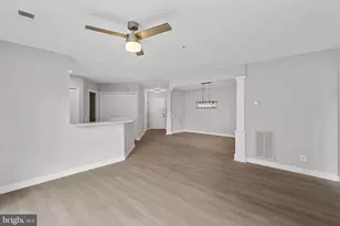 21850 Locomotive Terrace, Sterling, VA 20166 - Photo 4