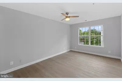 21850 Locomotive Terrace #202, Sterling, VA 20166 - Photo 20