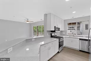 21850 Locomotive Terrace, Sterling, VA 20166 - Photo 12