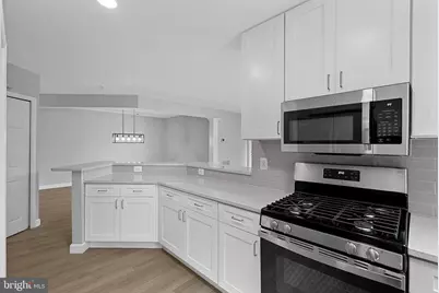 21850 Locomotive Terrace #202, Sterling, VA 20166 - Photo 18