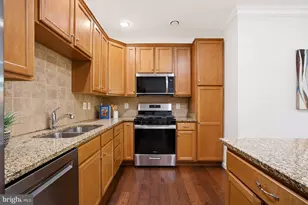 23485 Buckland Farm Terrace, Ashburn, VA 20148 - Photo 10