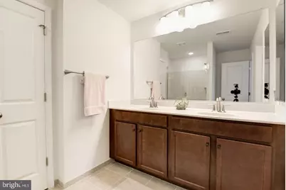 42482 Dogwood Glen Square, Sterling, VA 20166 - Photo 22