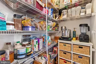 16771 Evening Star Dr, Round Hill, VA 20141 - Photo 14