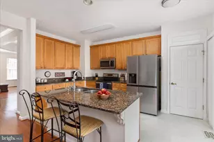 21050 Roaming Shores Terrace, Ashburn, VA 20147 - Photo 16