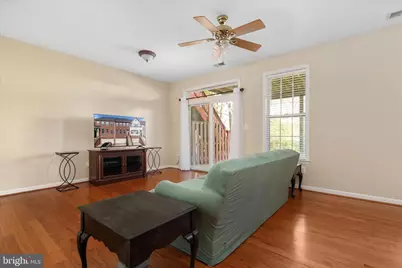 21050 Roaming Shores Terrace, Ashburn, VA 20147 - Photo 32