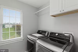 25758 S Village Dr, Chantilly, VA 20152 - Photo 52