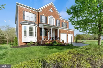25758 S Village Drive, Chantilly, VA 20152 - Photo 1