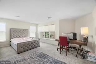 42464 Regal Wood Dr, Brambleton, VA 20148 - Photo 10