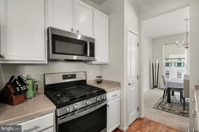 42464 Regal Wood Drive, Brambleton, VA 20148 - Photo 8