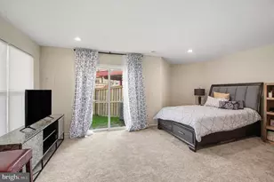 42464 Regal Wood Dr, Brambleton, VA 20148 - Photo 14