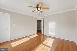 22826 Courtland Park Dr, Brambleton, VA 20148 - Photo 42