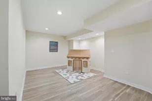 22826 Courtland Park Dr, Brambleton, VA 20148 - Photo 48
