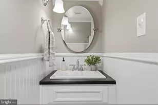 22826 Courtland Park Dr, Brambleton, VA 20148 - Photo 58