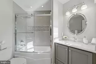 22826 Courtland Park Dr, Brambleton, VA 20148 - Photo 44