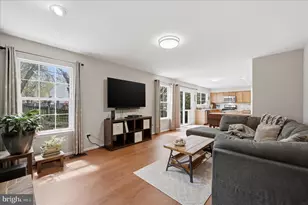 816 Bellview Ct NE, Leesburg, VA 20176 - Photo 20