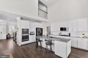 18433 Presidio Pl, Round Hill, VA 20141 - Photo 16