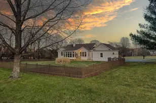 35940 Birch Hollow Ln, Purcellville, VA 20132 - Photo 8