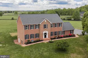 42827 Spinks Ferry Rd, Leesburg, VA 20176 - Photo 2