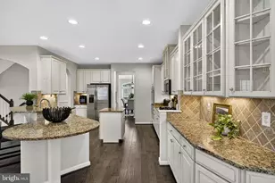 24960 McNair Pl, Aldie, VA 20105 - Photo 36