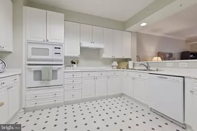 19350 Magnolia Grove Square #403, Leesburg, VA 20176 - Photo 10