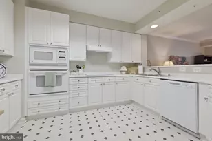 19350 Magnolia Grove Square, Leesburg, VA 20176 - Photo 10