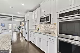 44742 Tiverton Sq, Ashburn, VA 20147 - Photo 20
