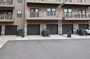 44742 Tiverton Sq, Ashburn, VA 20147 - Photo 40