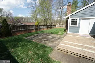 322 Sugarland Run Dr, Sterling, VA 20164 - Photo 44