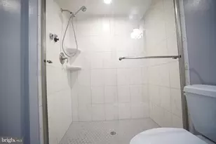 322 Sugarland Run Dr, Sterling, VA 20164 - Photo 38