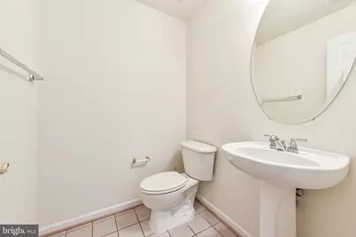 42485 Regal Wood, Brambleton, VA 20148 - Photo 8