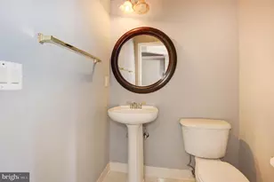 18818 Silverwood Terrace, Leesburg, VA 20176 - Photo 10