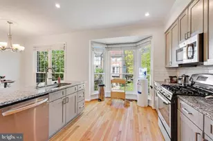 47725 Sandbank Square, Sterling, VA 20165 - Photo 10