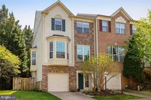 47725 Sandbank Square, Sterling, VA 20165 - Photo 2