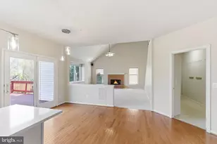 43694 Frost Ct, Ashburn, VA 20147 - Photo 18