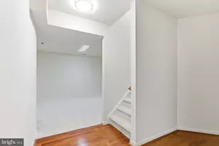 43694 Frost Ct, Ashburn, VA 20147 - Photo 50