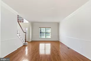 43694 Frost Ct, Ashburn, VA 20147 - Photo 12