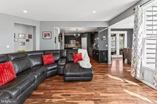 42308 Guildhall Dr, Ashburn, VA 20148 - Photo 6