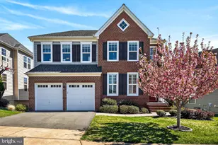 42308 Guildhall Dr, Ashburn, VA 20148 - Photo 1