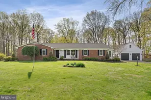 19728 Gleedsville Rd, Leesburg, VA 20175 - Photo 1