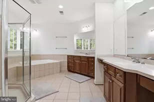 23059 Bronstein Ln, Brambleton, VA 20148 - Photo 36