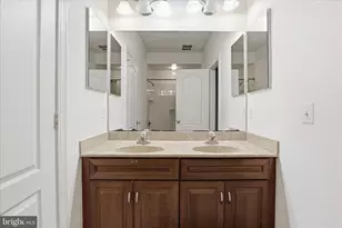 23059 Bronstein Ln, Brambleton, VA 20148 - Photo 44