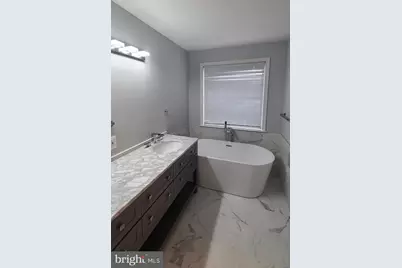 47682 Sandbank Square, Sterling, VA 20165 - Photo 18