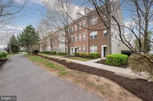 42461 Rockrose Square, Brambleton, VA 20148 - Photo 4