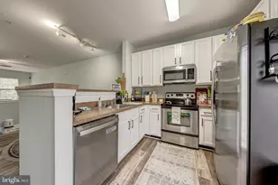 42461 Rockrose Square, Brambleton, VA 20148 - Photo 16