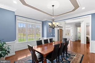 15806 Waterford Creek Cir, Hamilton, VA 20158 - Photo 8